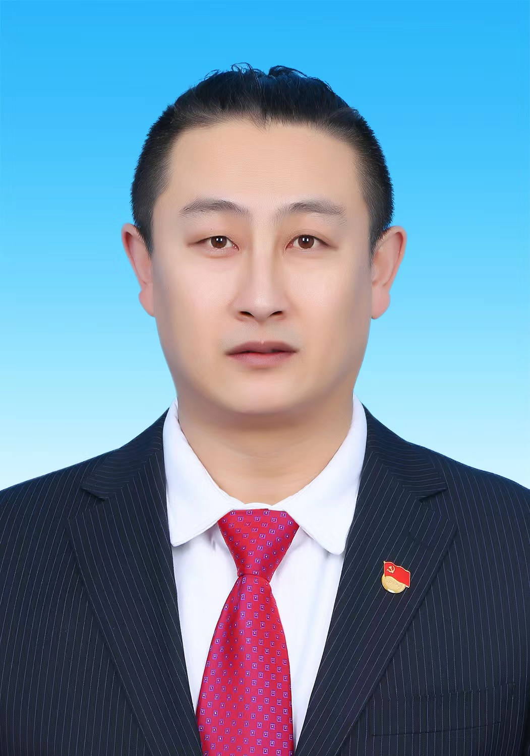 白彦伟.png