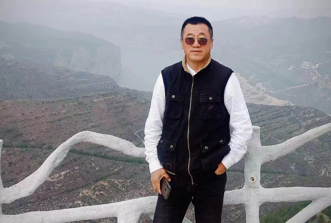 略缩图-侯明.jpg