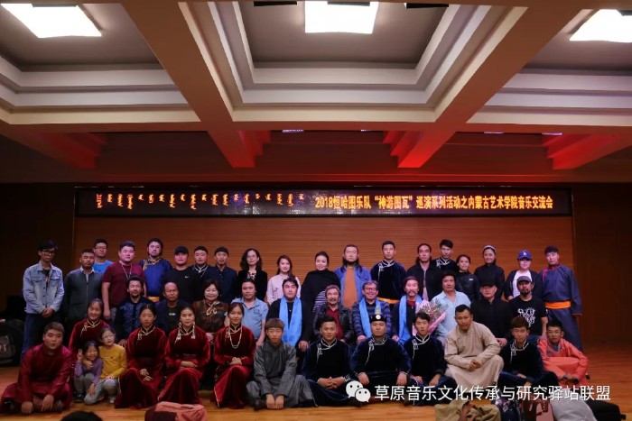 合影留念.webp.jpg