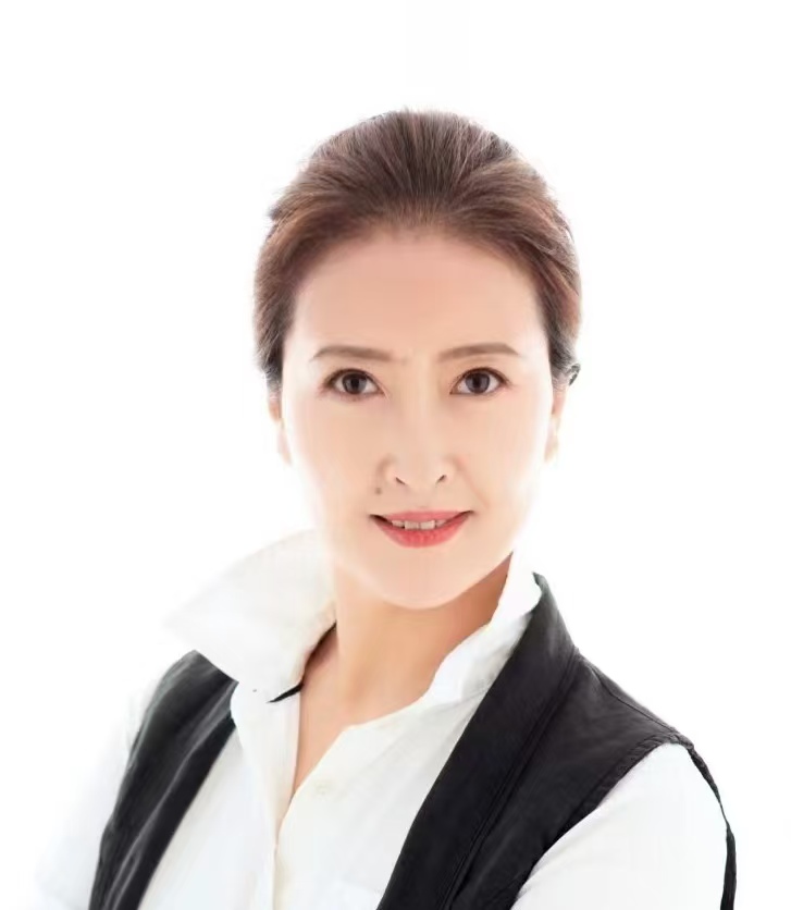 娜娜证件照.jpg