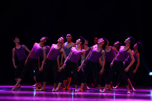 舞蹈系成功举办"毕业歌——2012级学生毕业汇报演出" - 内蒙古艺术